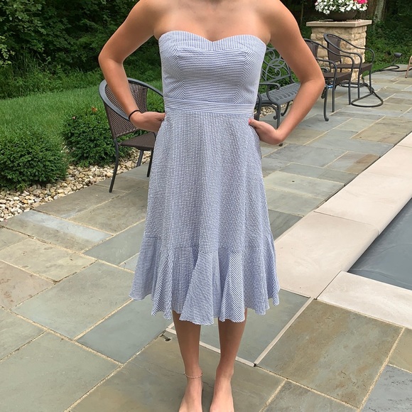 J. Crew Dresses & Skirts - EUC J.Crew blue/white seersucker sleeveless dress